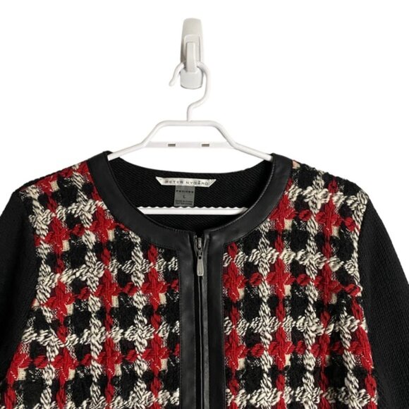 Peter Nygard Women's Patterned Wool Knit Jacket - Picture 2 of 7